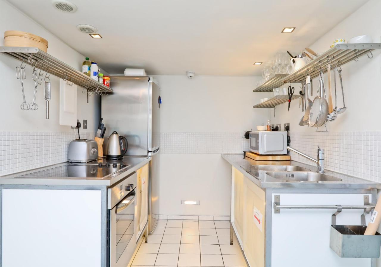 Central Apartment Bedford Loft Γουόρδινγκ Εξωτερικό φωτογραφία